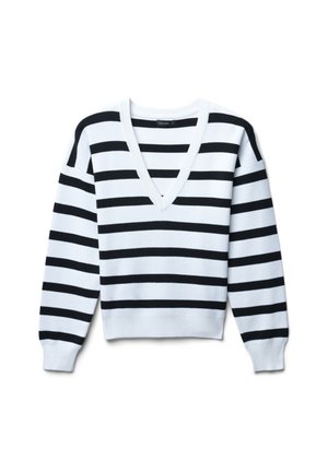 Maglione bianco a V con strisce orizzontali nere e maniche lunghe, posato su uno sfondo bianco.