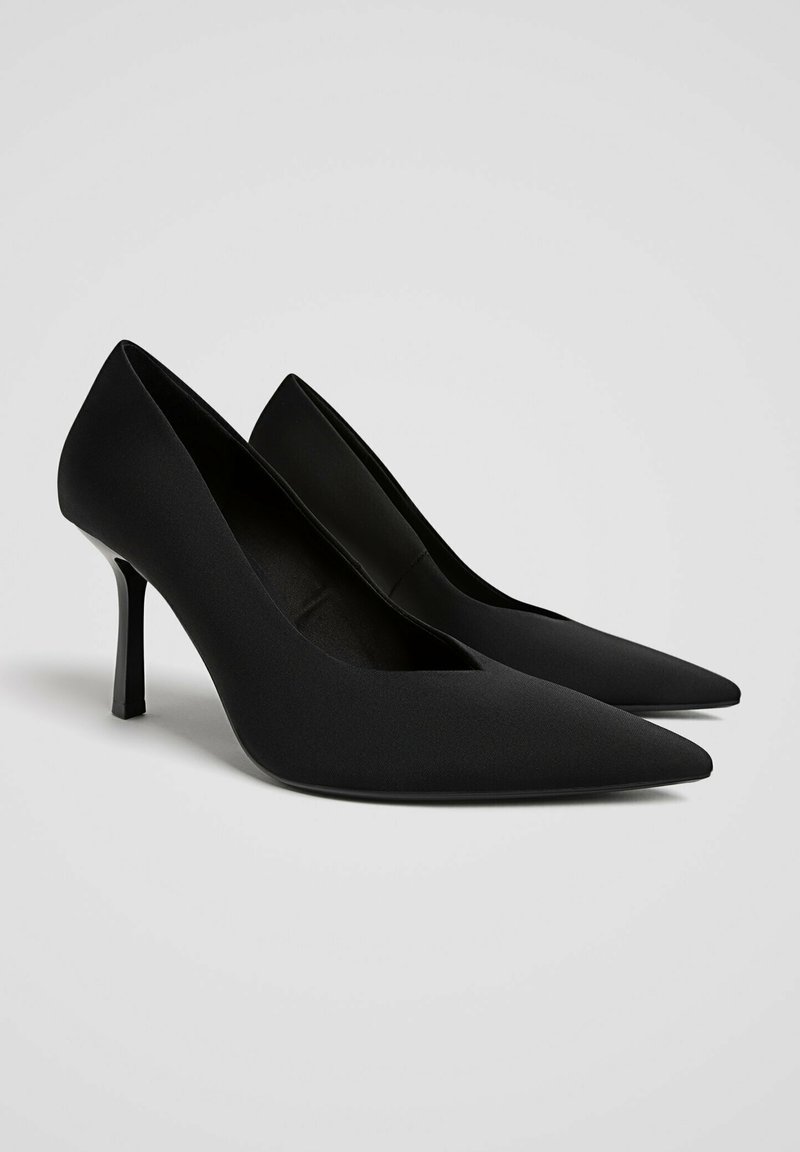 Escarpins Stradivarius Pointure 41 Talon Aiguille 11 Cm Zébré Noir Et Blanc - Occasion