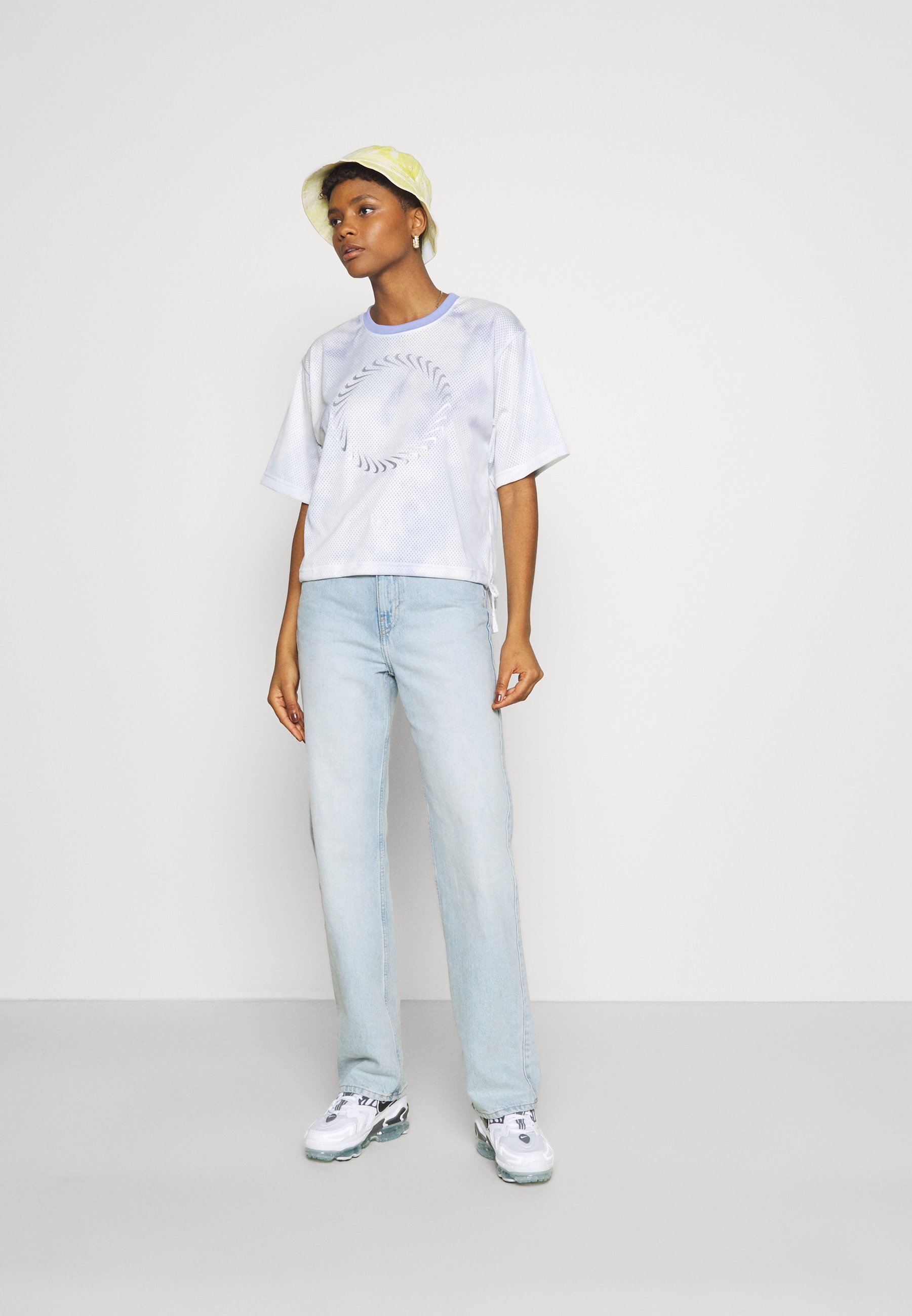 light thistle nike shirt