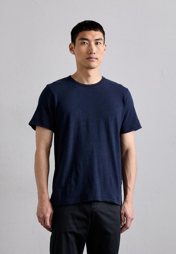 CLASSIC FLAME TEE - Basic T-shirt