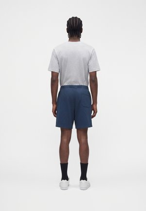 New Balance Short FRENCH TERRY SHORT — foto 3