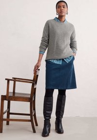 Seasalt Cornwall DOVETAIL - A-linjainen hame - navy sea cave