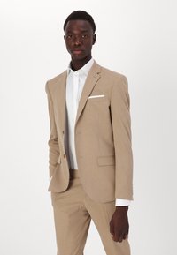 Isaac Dewhirst THE FASHION SUIT - Completo - light brown