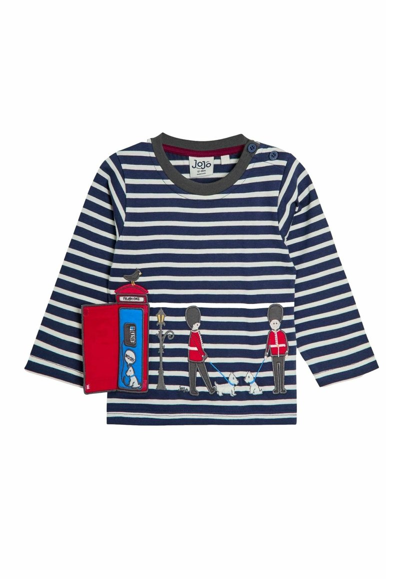 Tengerészkék és fehér csíkos hosszú ujjú ing gombos részlettel, két őr kutyákat sétáltatva és egy piros telefonfülkét ábrázoló hímzett mintákkal.