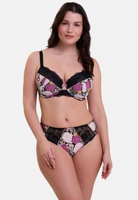 Soutien-gorge noir avec dentelle, orné d'un imprimé floral dans les tons rose, violet et vert ; culottes taille haute assorties avec des accents en dentelle et des panneaux contrastants.