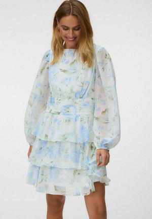 Vero Moda, LAYERED DRESS VMLOUISA SHORT DRESS - Robe de jour - snow white