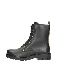 Zwarte leren veterschoenen tot de enkel met een gestructureerde afwerking, gouden hardware en een contrasterende tan achterpaneel; chunky zool voor grip.
