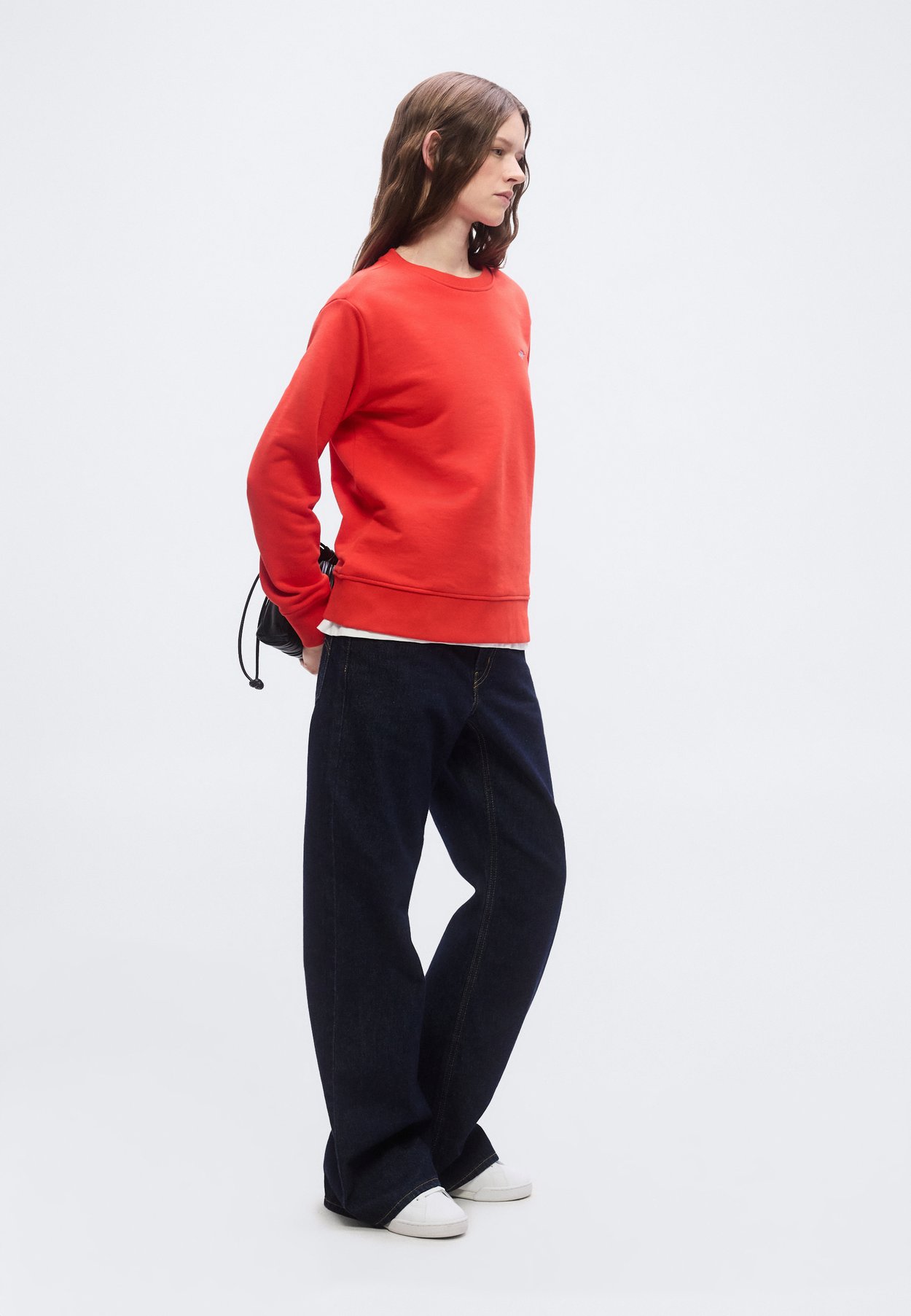SHIELD C-NECK SWEAT