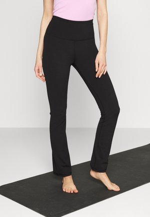 ELATION STRAIGHT LEG PANT - Teplákové kalhoty - black