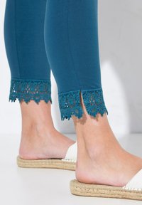 Ulla Popken 7/8 - Legging (type pantalon) - petrol
