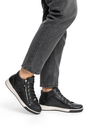 High-top trainers - schwarz