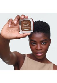 L'Oréal Paris LOT DE 2 - POUDRE TEINT ACCORD PARFAIT - Poudre - 11n café profond