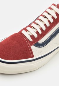 Vans OLD SKOOL 36 UNISEX - Joggesko - russet brown