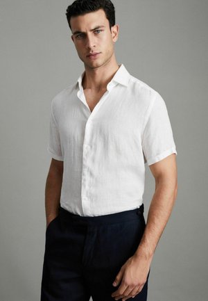 Reiss REGULAR FIT - HOLIDAY BUTTON-THROUGH - Skjorter - white
