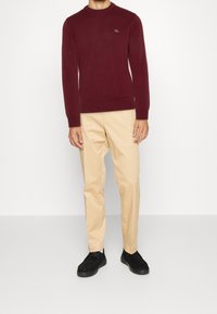 Lacoste Neule - bordeaux