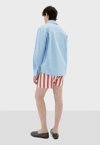 Thinking Mu Shorts - brick red