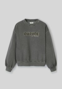 Sweatshirt gris avec un col rond, des manches longues bouffantes et des poignets côtelés. Présente les mots "OUTSIDE" et "new horizons" brodés en contraste.