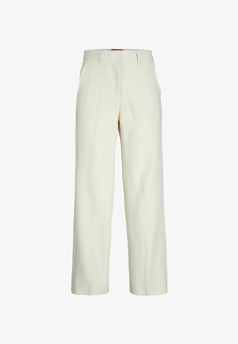 Hlače širšega kroja v smetanasti barvi z gladko teksturo, z sprednjim pregibom in preprostim pasom ter kontrastnim notranjim oznako.