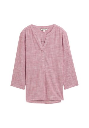 Tunique à carreaux rouges et blancs avec un col en V, des manches 3/4 et une coupe décontractée. Fabriquée en tissu léger, elle présente une texture subtile.