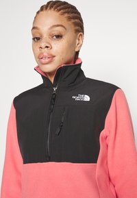 The North Face DENALI CROP - Flīsa džemperis - cosmo pink