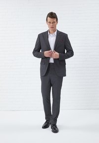 Pier One TWO TONE BIRDSEYE SUIT - Oblek - dark grey