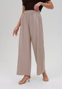 Anna Field by Zalando - Bukse - camel/white Miniatyrbilde 1