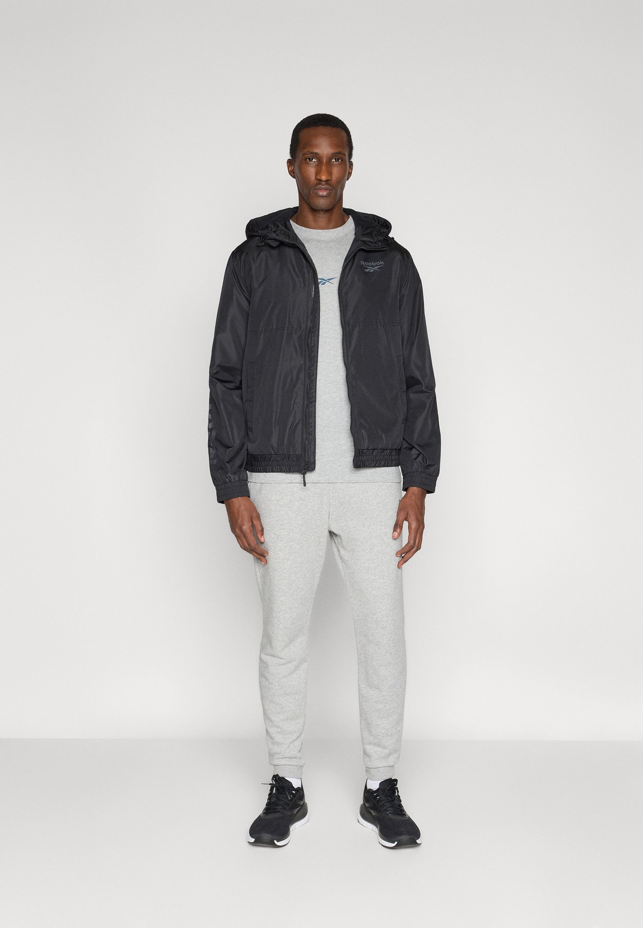 WINDBREAKER LIGHTWEIGHT FULL ZIP