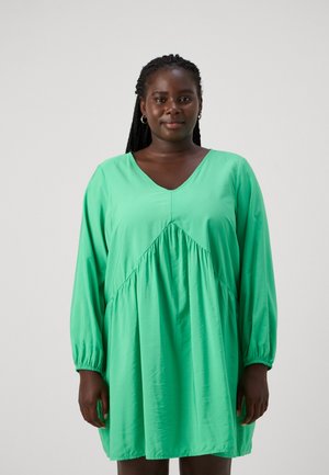 CARKADERA V NECK KNEE DRESS - Robe de jour - island green