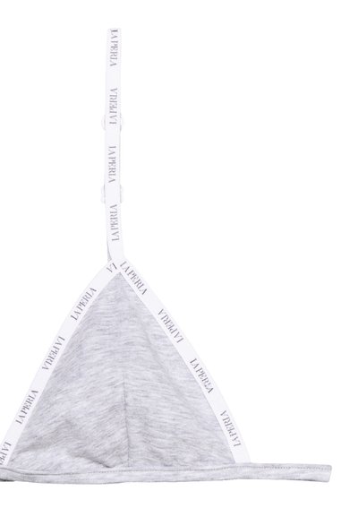 Bralette triangular cinza feito de tecido macio, com uma faixa elástica branca com logótipo ao longo da parte superior e alças ajustáveis.