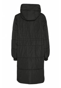 Manteau noir en duvet avec capuche, présentant des coutures matelassées horizontales, des manches longues et des poignets élastiques, fabriqué à partir d'un matériau lisse et léger.