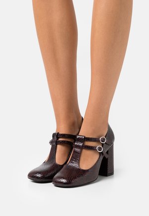 Claudie Pierlot, Escarpins - bordeaux