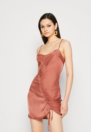 Free People BE MY MINI SLIP - Kokteiļkleita/ballīšu kleita - wind blush