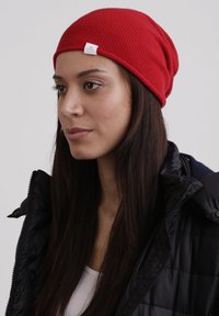 CASH-MERE Berretto - red