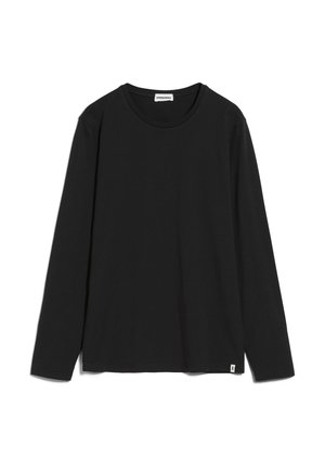 Schwarzes Langarm-T-Shirt aus Baumwolle mit Rundhalsausschnitt und einem kleinen Logo-Tag an der unteren linken Seite. Glatte Textur, lockere Passform.