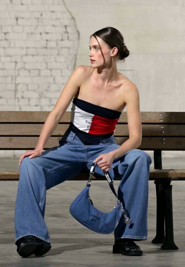 EXCLUSIVE GIRL STAR FLAG TUBE  - Top - desert sky4