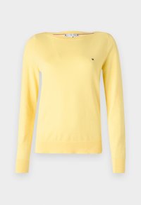 Unselected, citronella