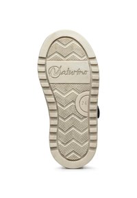 Suola in gomma con motivo a zigzag. Presenta il logo "Naturino" e la taglia 24 impressa al centro. Colore bianco cremoso.