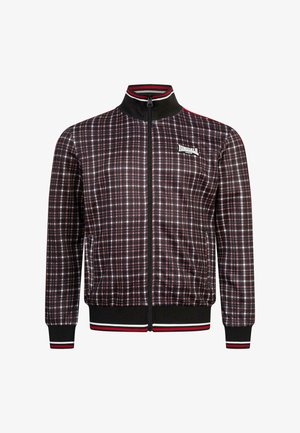 Črna in rdeča karirana jakna z zadrgo, stoječim ovratnikom, elastičnimi manšetami in obrobami. Ima logo na levem prsnem delu in črtaste detajle.