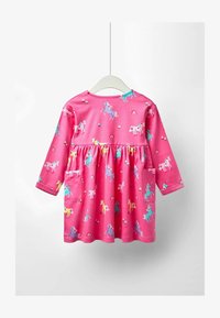 Selectat, light pink