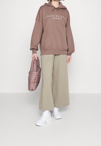 Abercrombie & Fitch Hoodie - brown