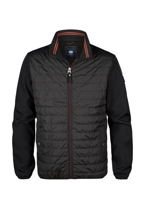 Černá bunda s prošívaným předním dílem a jednotnými černými rukávy. Má zipové zavírání, stojáček s červenými pruhy a boční kapsy.