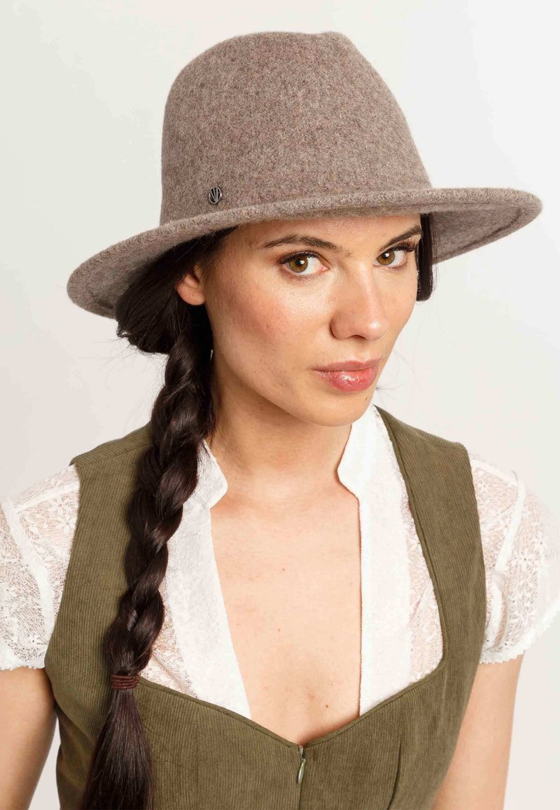 Loevenich Fedora Wool Blend Hat in Black