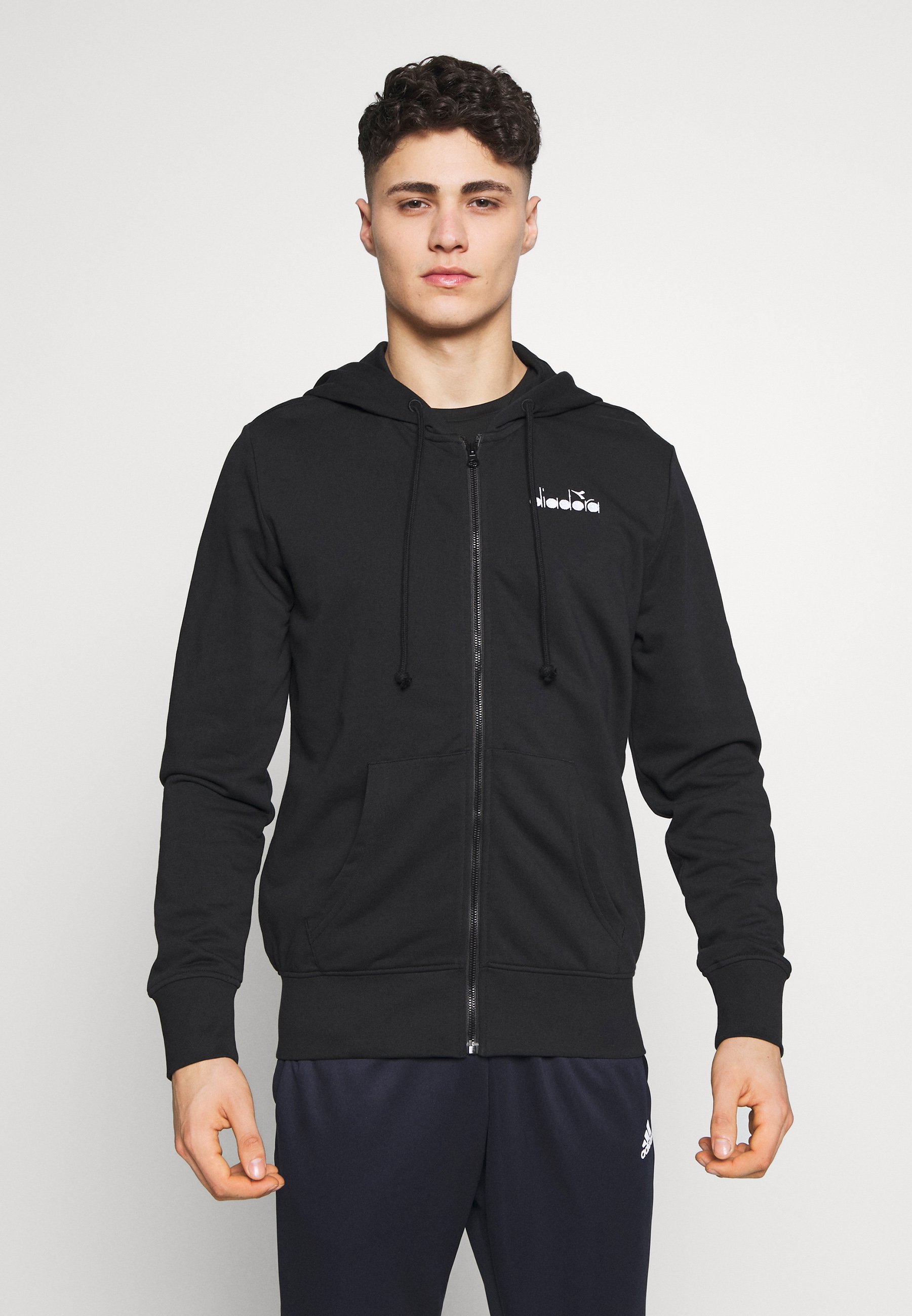 Diadora CHROMIA Hettejakke black Zalando.no Diadora CHROMIA - Hoodie - black