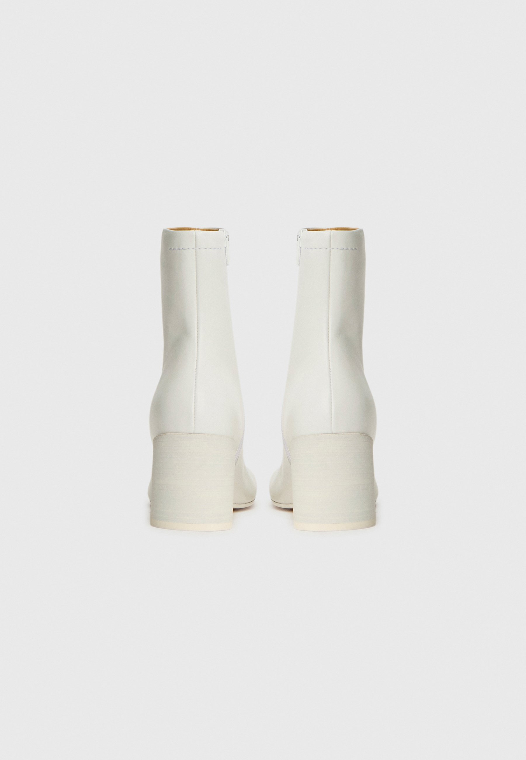 MM6 Maison Margiela High heeled ankle boots - white