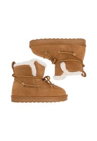 Pár hnedých semišových zimných topánok s bielou kožušinou a omotanými šnúrkami, ploché gumové podrážky, zobrazené zo strany na bielom pozadí.