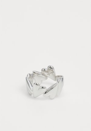 Avgvst HEARTS  - Sormus - silver coloured