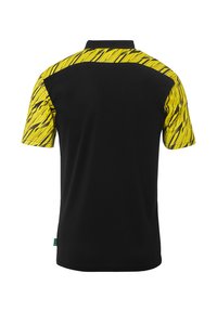 Sort polo shirt med gule mønstrede kortærmer og krave. Mønstret har abstrakte linjer og former. Glat, let stof.