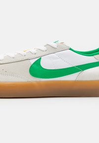 Nike SB HERITAGE VULC UNISEX - Matalavartiset tennarit - summit white/lucky green/white/light brown