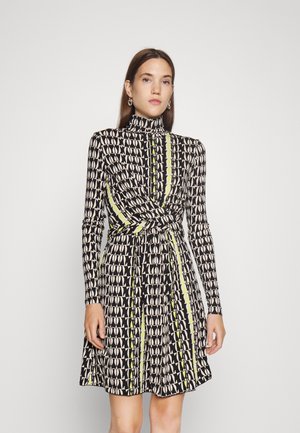 COSMICO - Robe de jour - black pattern