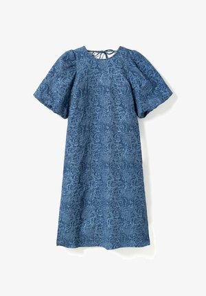 Tumesinises toonis lillemustriga tikandiga kleit, millel on lühikesed puhvis varrukad ja tagant lipsuga kinnituv lahendus. Pehme tekstuur ja lõdvestunud istuvus.